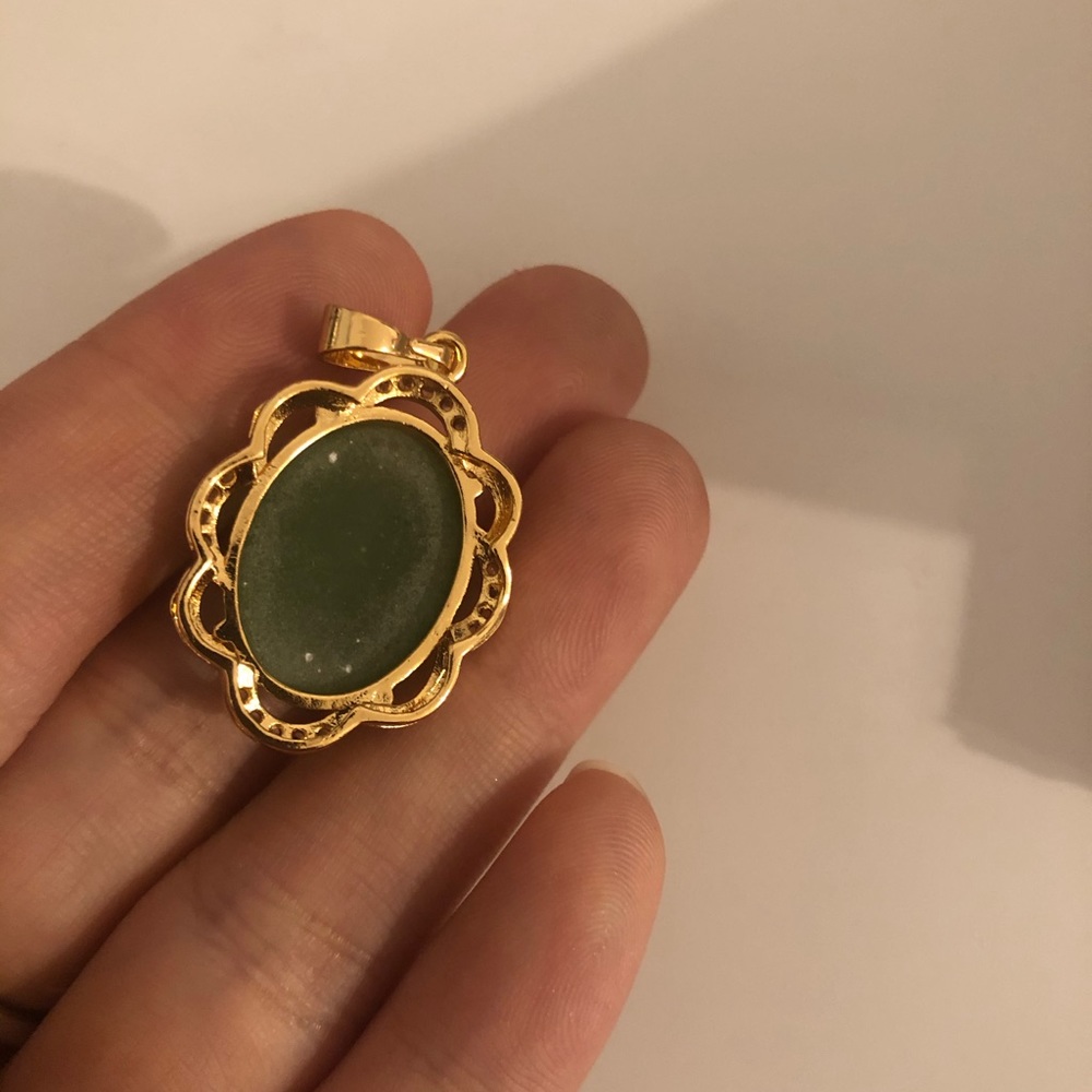 Yellow Gold Plate Green Jade Pendant - Picture 3 of 4